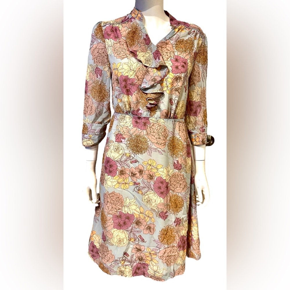 JG Hook Vintage Floral Dress with Ruffle Detail. - Picture 4 of 9
